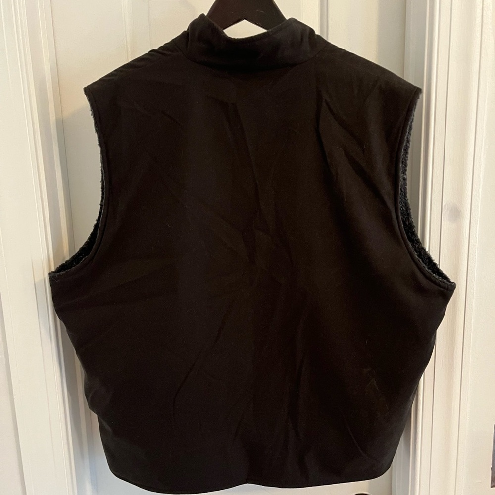 Pendleton Soft-Shell Sherpa Lined Vest Black - image 4